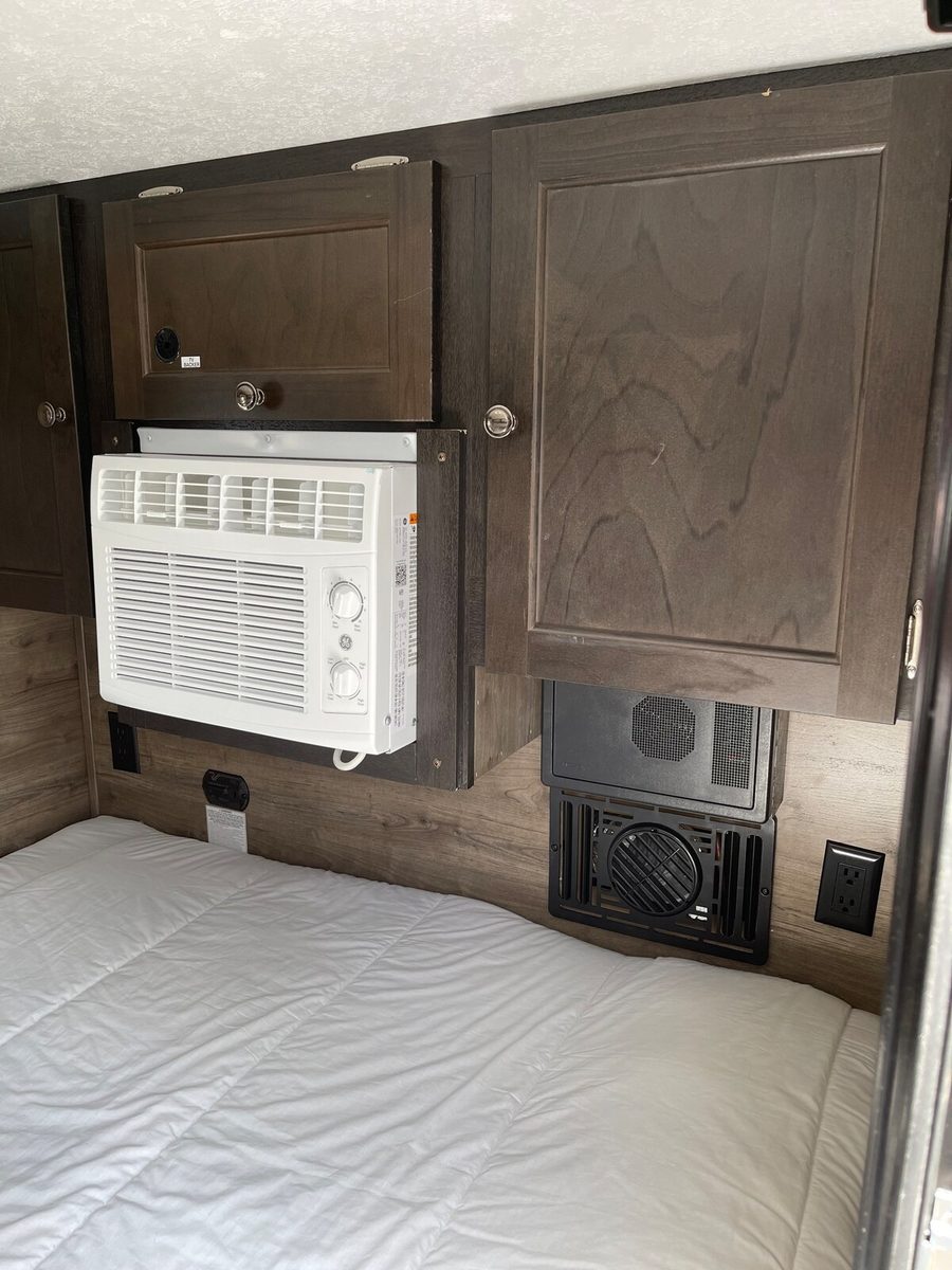 The Glamping Pod — Amenities photo 1