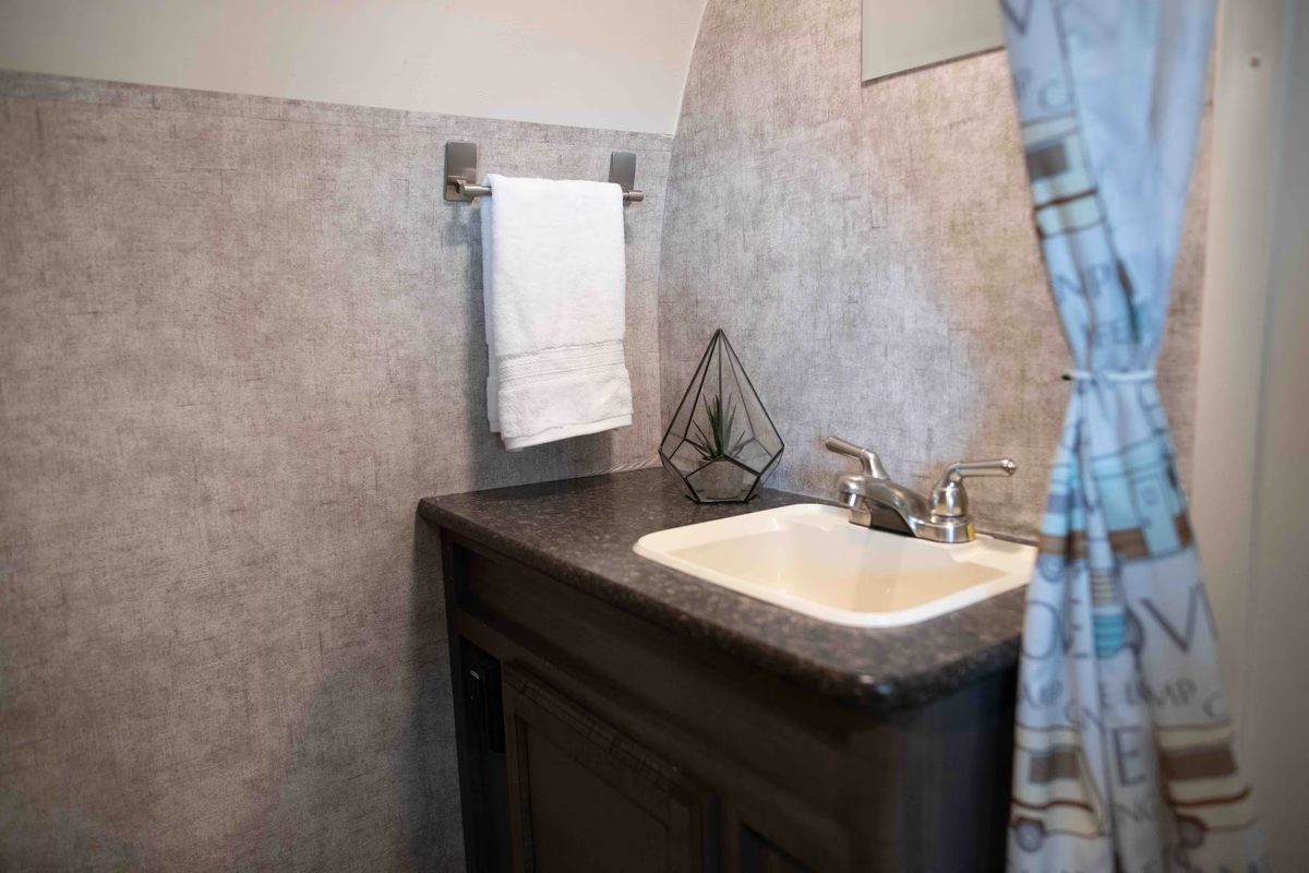 The Winnie Trailer — Bathroom photo 1
