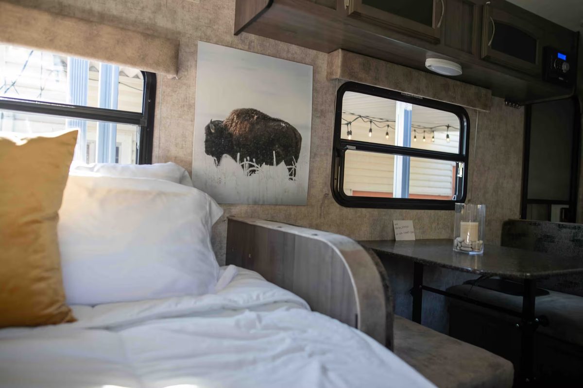 The Winnie Trailer — Bedroom photo 1
