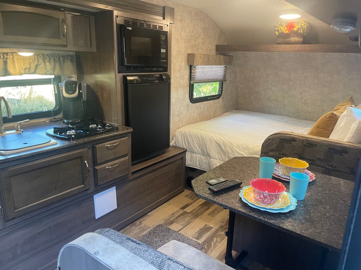 The Winnie Trailer — Living Room photo 1