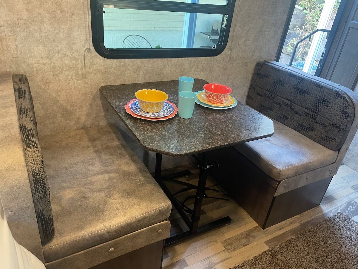 The Winnie Trailer — Living Room photo 3