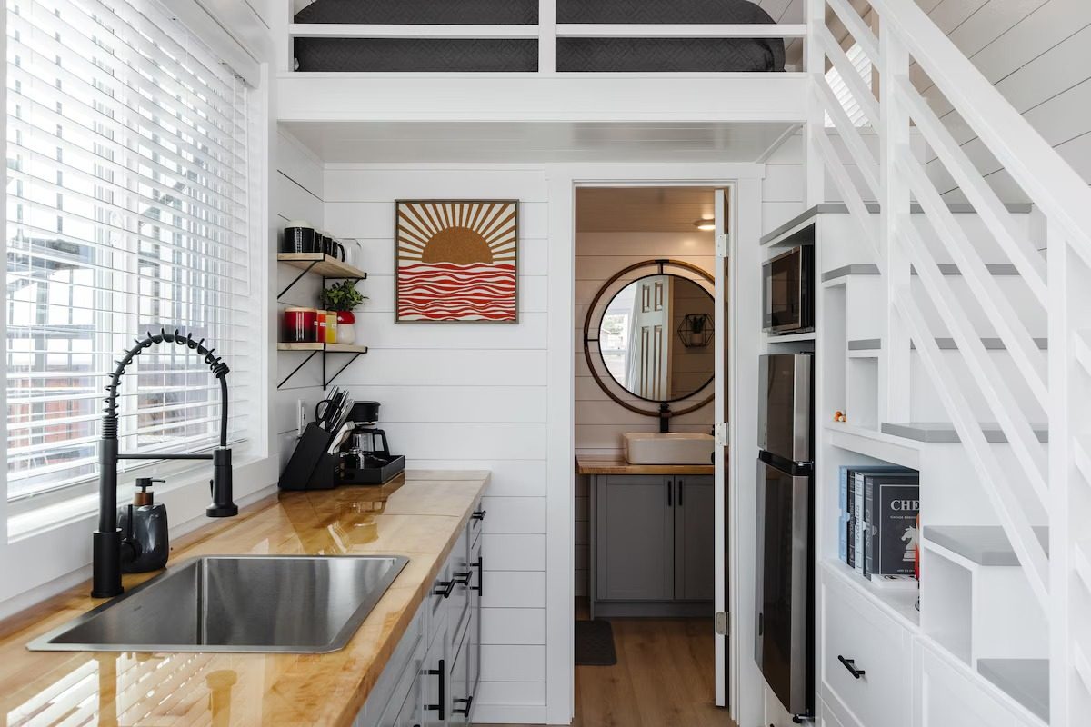 Zion Rooftop Tiny House — Kitchen photo 3
